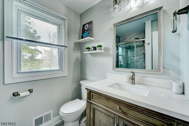 3 Yorktown Rd, Millstone Boro, NJ 08844