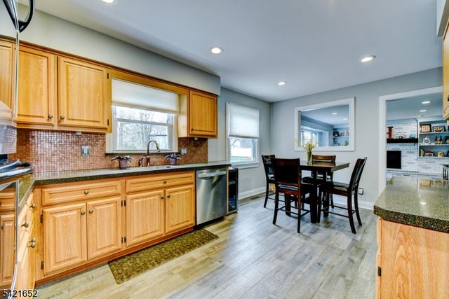 3 Yorktown Rd, Millstone Boro, NJ 08844