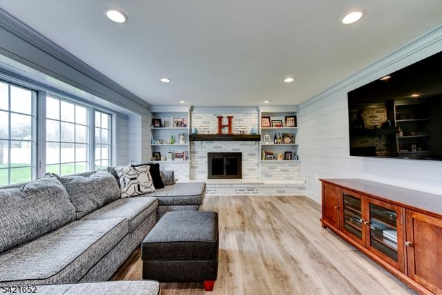 3 Yorktown Rd, Millstone Boro, NJ 08844