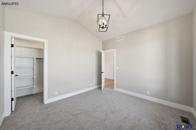 829 Regiment Road, Lincoln, NE 68527