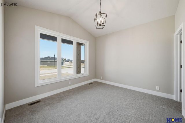 829 Regiment Road, Lincoln, NE 68527