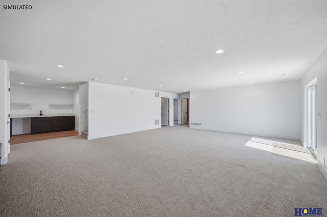 829 Regiment Road, Lincoln, NE 68527