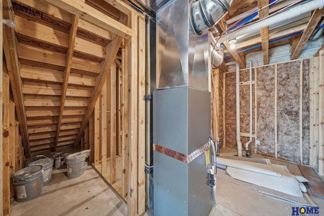 829 Regiment Road, Lincoln, NE 68527