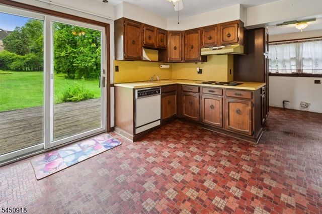 219 Ashland Rd, Summit City, NJ 07901