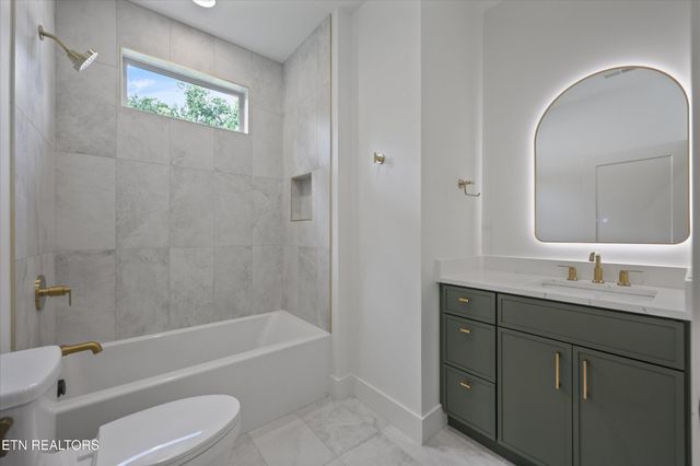 239 Ootsima Way, Loudon, TN 37774