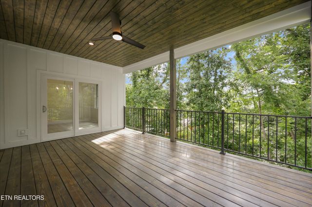 239 Ootsima Way, Loudon, TN 37774