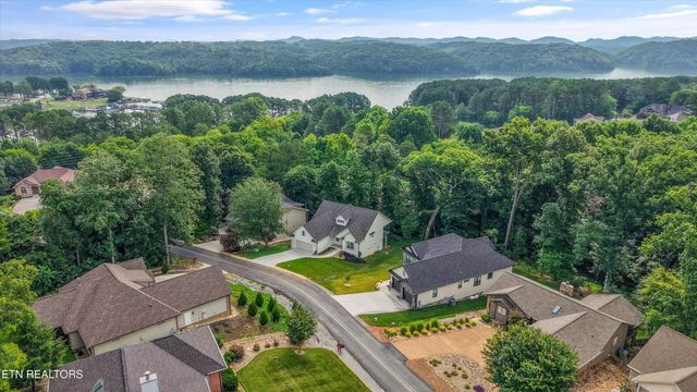 239 Ootsima Way, Loudon, TN 37774