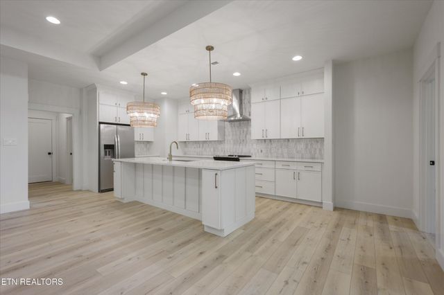 239 Ootsima Way, Loudon, TN 37774