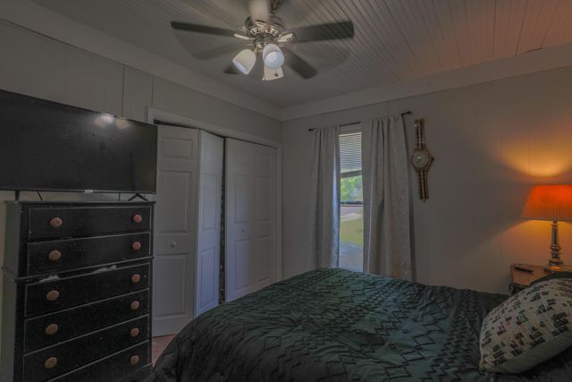 717 W 12th Street, Chickamauga, GA 30707