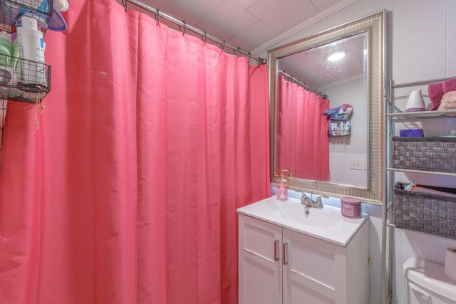 717 W 12th Street, Chickamauga, GA 30707