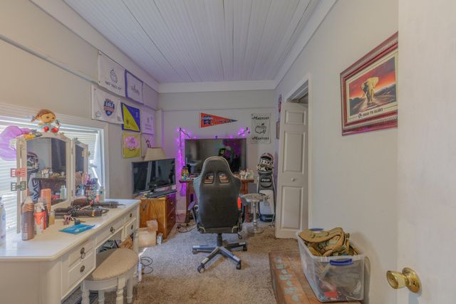 717 W 12th Street, Chickamauga, GA 30707