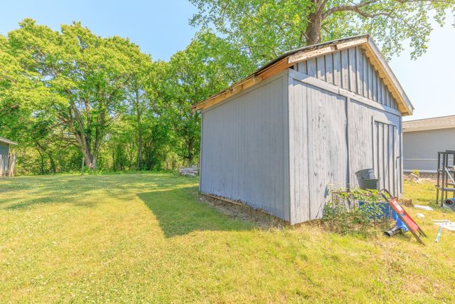 717 W 12th Street, Chickamauga, GA 30707