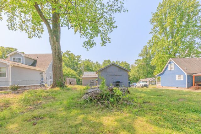 717 W 12th Street, Chickamauga, GA 30707