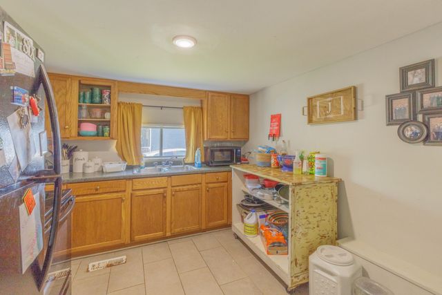 717 W 12th Street, Chickamauga, GA 30707