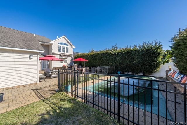 732 Sunrise Avenue, Bellmore, NY 11710