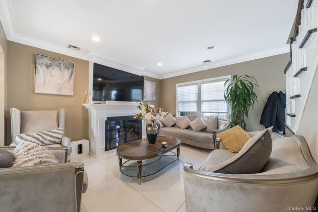 732 Sunrise Avenue, Bellmore, NY 11710