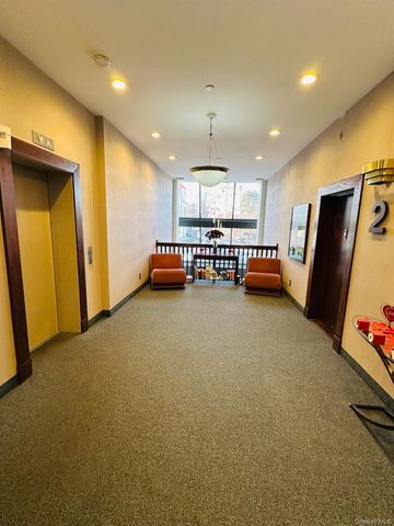 190 Schofield Street 2E, Bronx, NY 10464