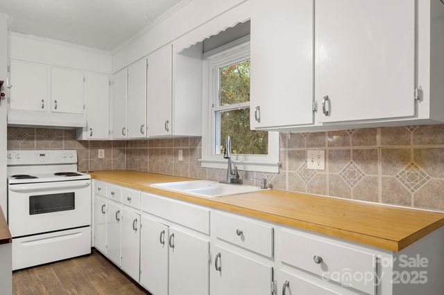 604 Cold Stream Circle, Chester, SC 29706
