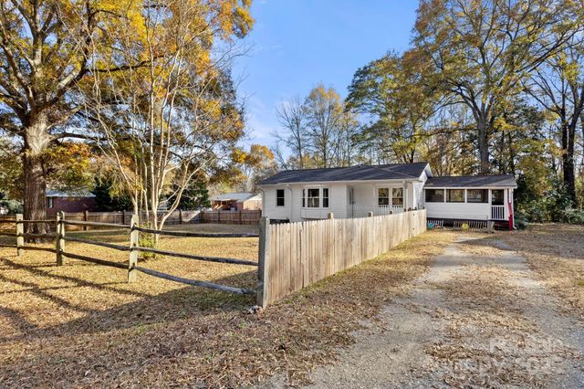 604 Cold Stream Circle, Chester, SC 29706