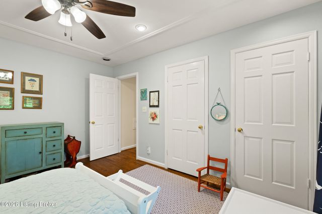 5905 Grayson Ct, Louisville, KY 40222