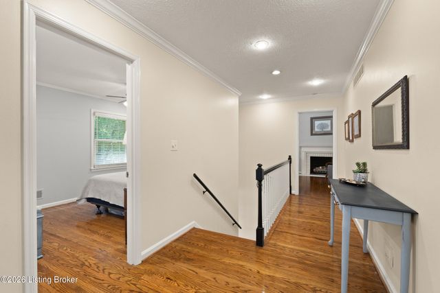 5905 Grayson Ct, Louisville, KY 40222