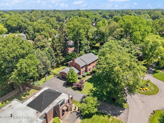5905 Grayson Ct, Louisville, KY 40222