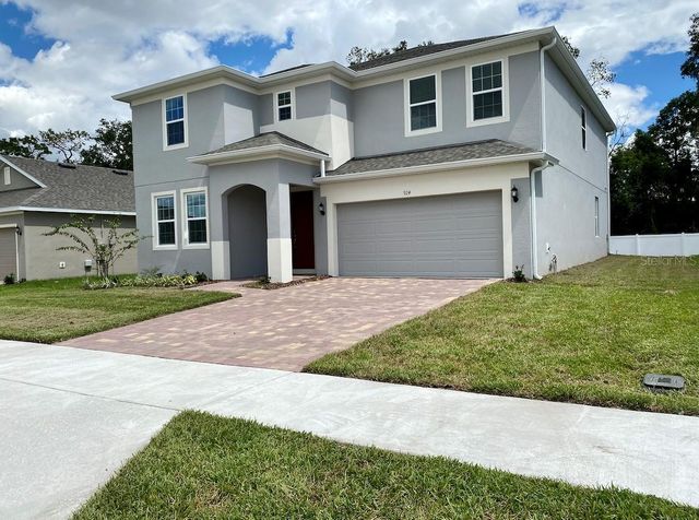 924 AVENAL LANE, Davenport, FL 33837