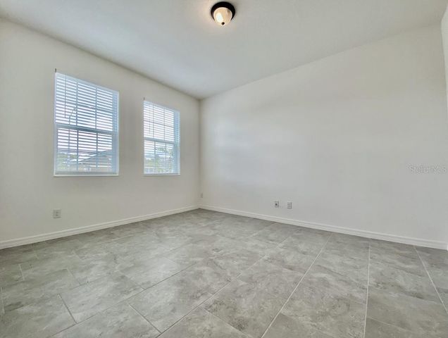 924 AVENAL LANE, Davenport, FL 33837