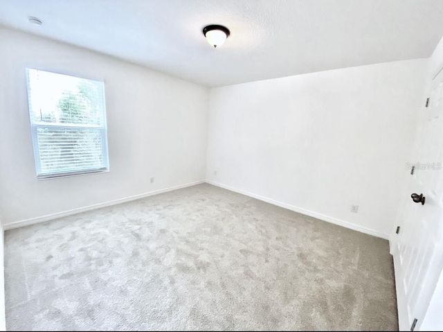 924 AVENAL LANE, Davenport, FL 33837