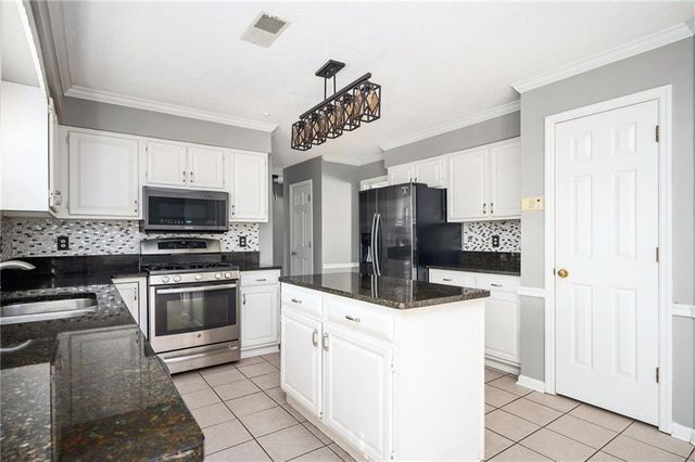 1427 Fenwick Drive SW, Marietta, GA 30064