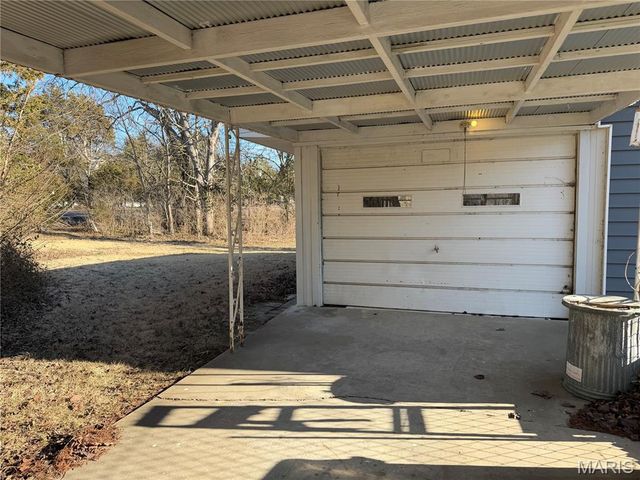 3548 State Road V, De Soto, MO 63020