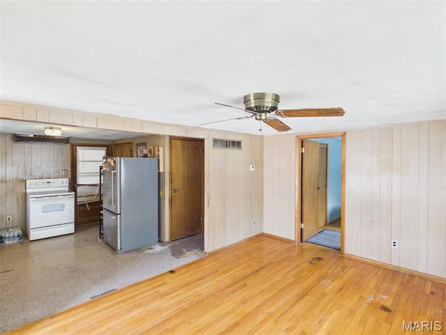 3548 State Road V, De Soto, MO 63020