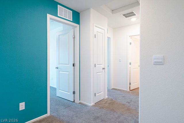 444 Moonlight Cove Drive, Henderson, NV 89002
