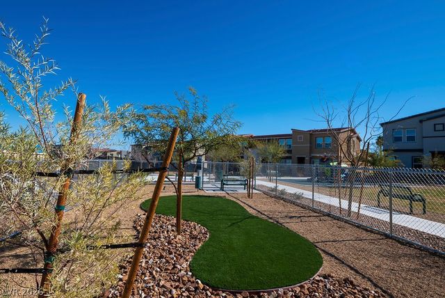 444 Moonlight Cove Drive, Henderson, NV 89002