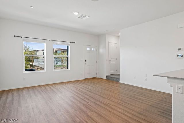 444 Moonlight Cove Drive, Henderson, NV 89002