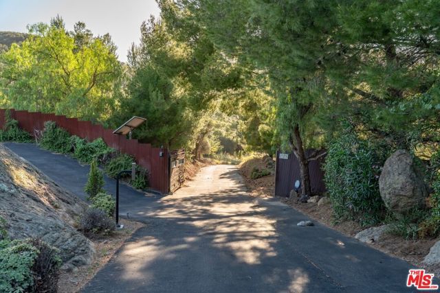 14677 Yerba Buena Road, Malibu, CA 90265