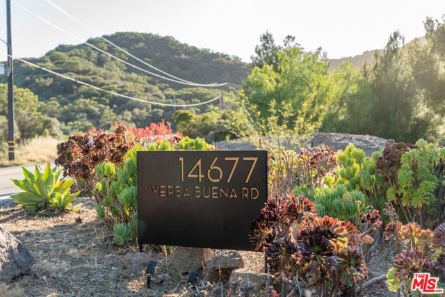 14677 Yerba Buena Road, Malibu, CA 90265