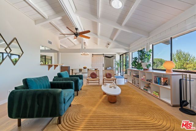 14677 Yerba Buena Road, Malibu, CA 90265