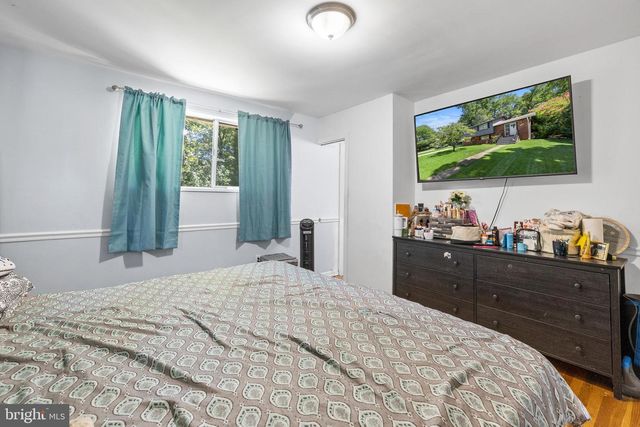 7519 SWEETBRIAR DR, College Park, MD 20740