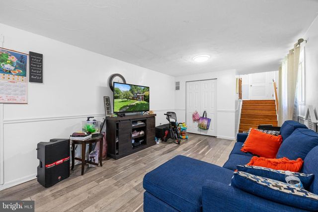 7519 SWEETBRIAR DR, College Park, MD 20740