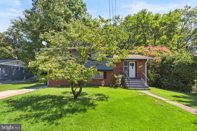 7519 SWEETBRIAR DR, College Park, MD 20740