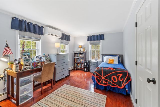 60 Searle St, Georgetown, MA 01833