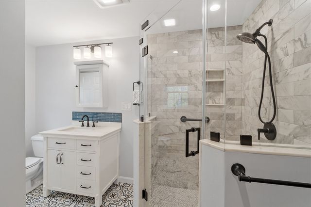 60 Searle St, Georgetown, MA 01833