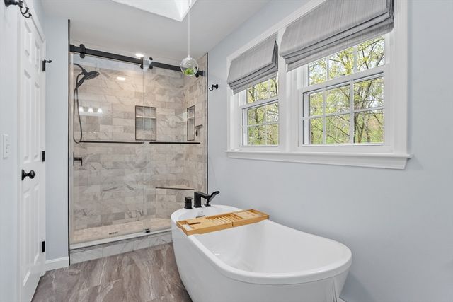 60 Searle St, Georgetown, MA 01833