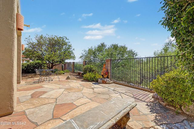 5141 N Sabino Fairway Place, Tucson, AZ 85749