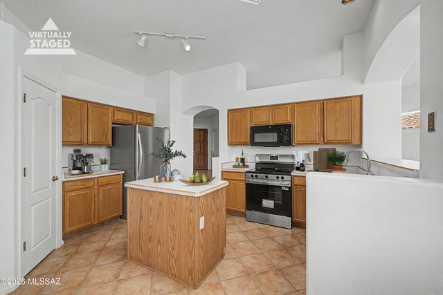 5141 N Sabino Fairway Place, Tucson, AZ 85749