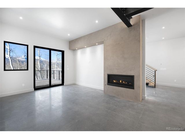 530 Lakeview Cir, Silverthorne, CO 80498