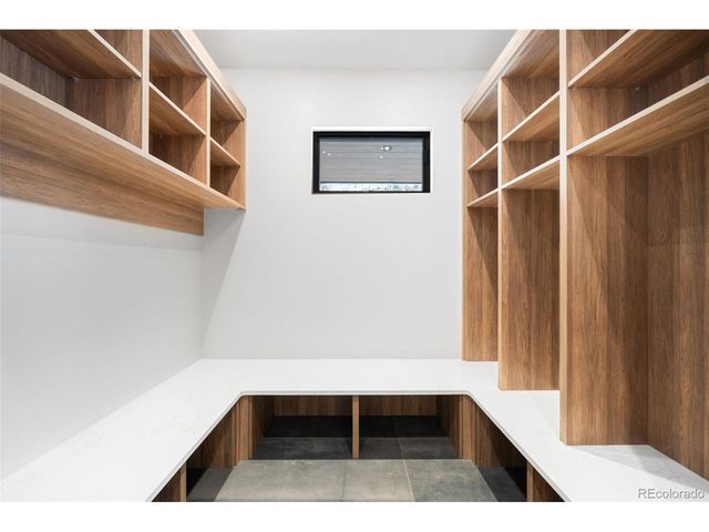 530 Lakeview Cir, Silverthorne, CO 80498