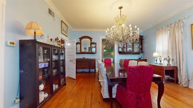 719 Woodland Street, Houston, TX 77009