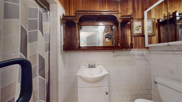 719 Woodland Street, Houston, TX 77009